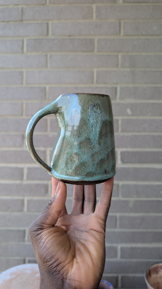 Large Avocado Handle Slash Mug