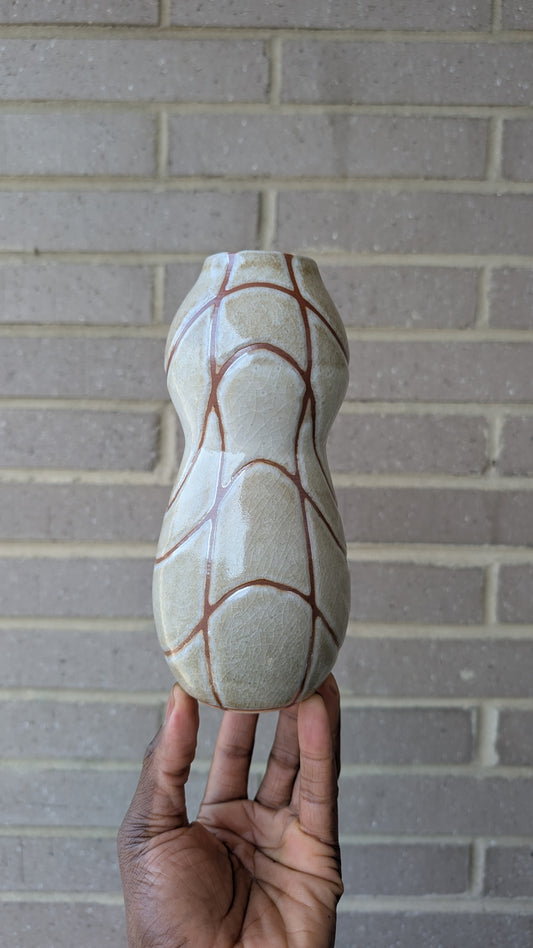 Curvy Grid Vase