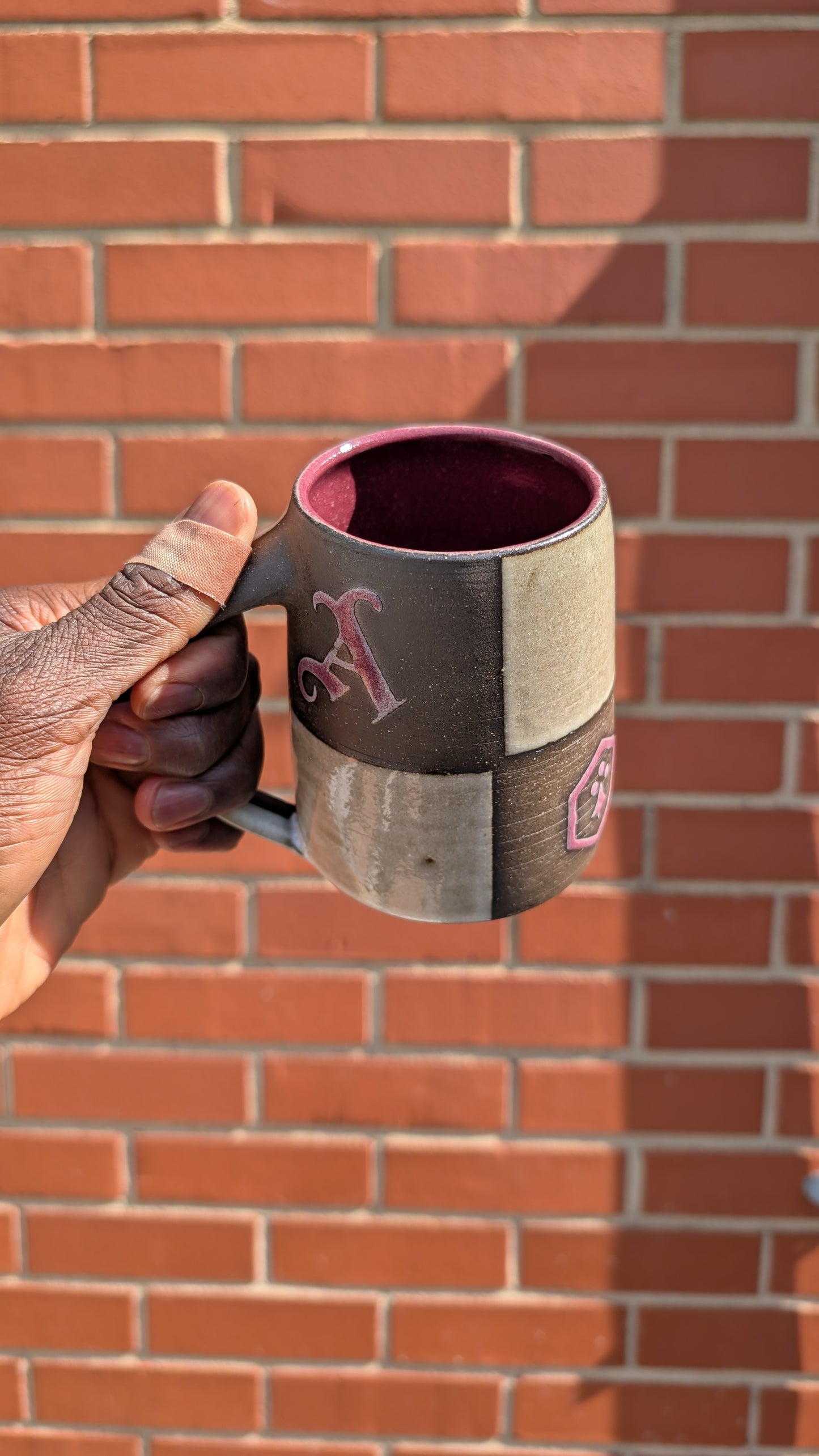 Medium White/Red Checkered Mug