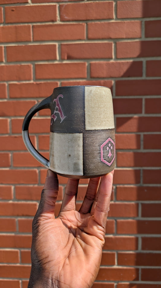 Medium White/Red Checkered Mug