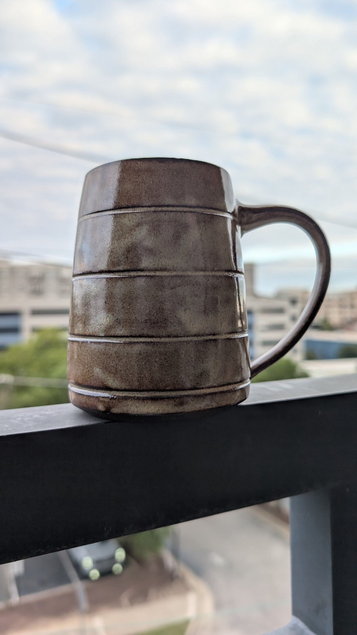 Medium Shino Carved Rings Mug