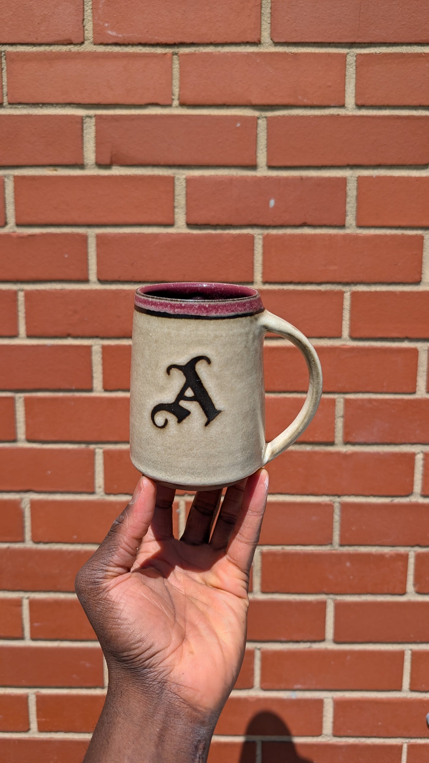 Medium White/Red - Gothic A - Arsenal Matchday Mug
