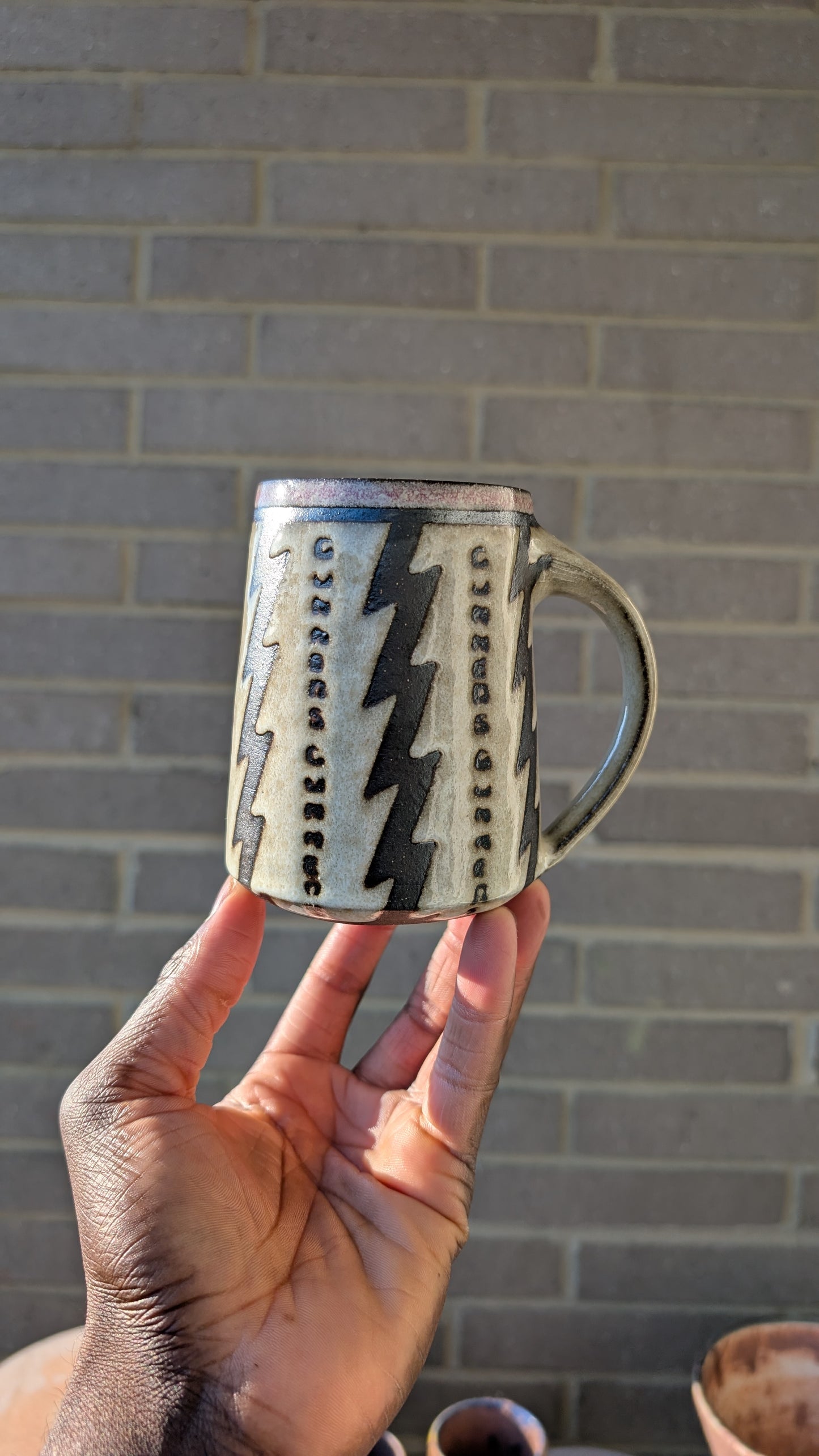 Medium White/Red Gunners Gunners Mug