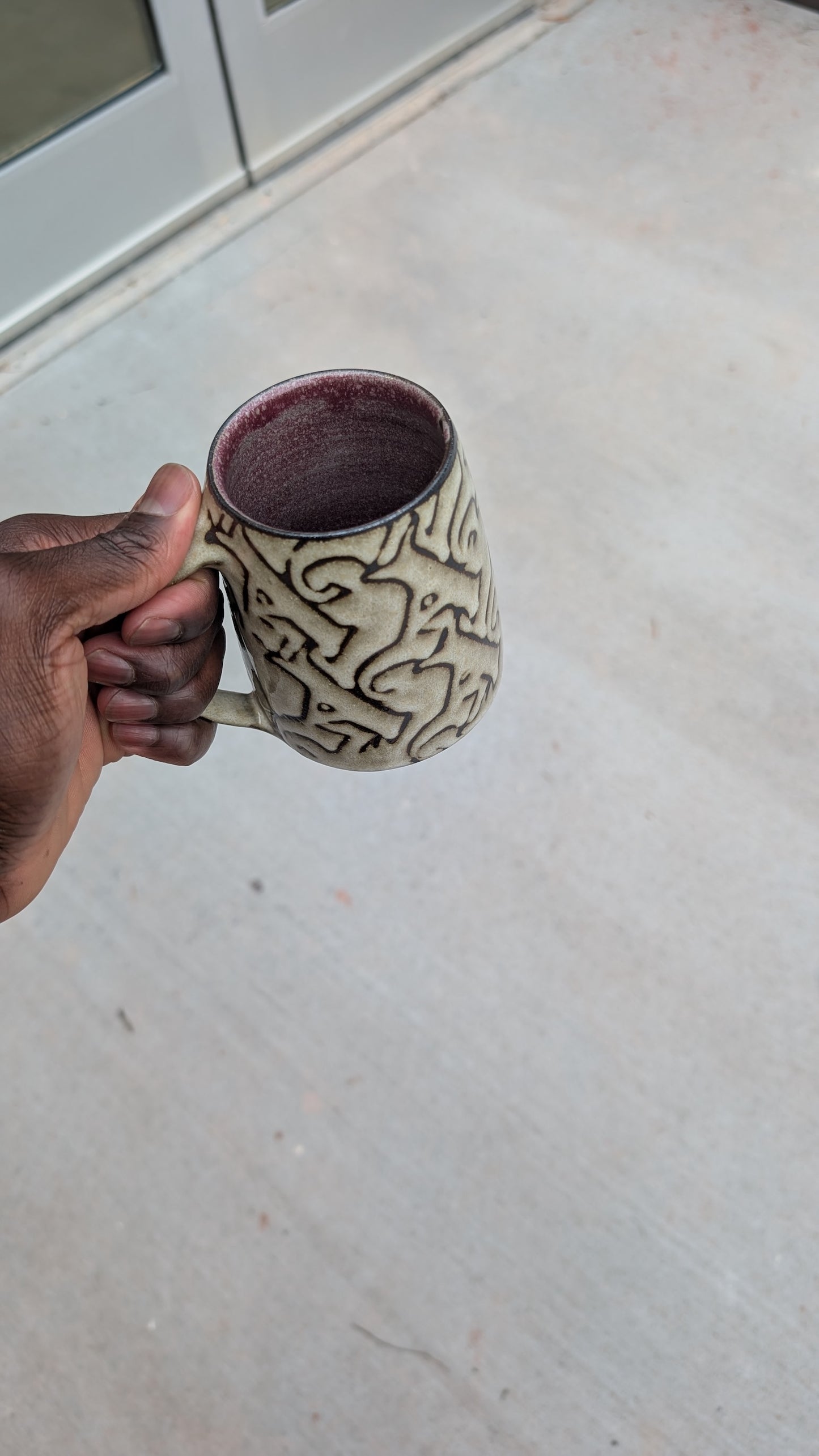 Medium White A pattern mug