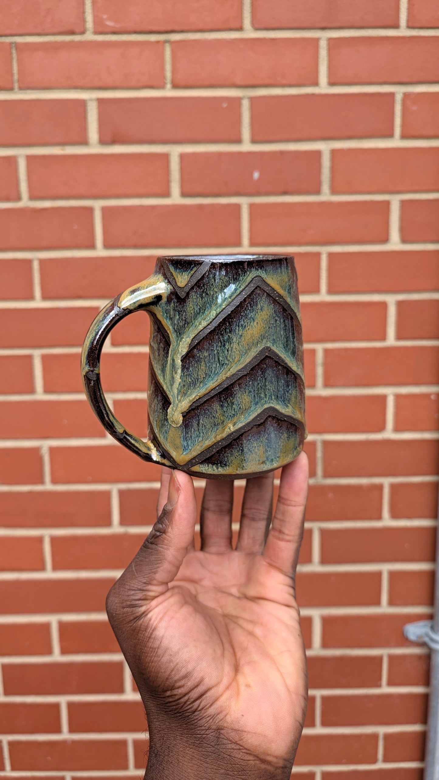 Medium Drippy Zig Zag Mug