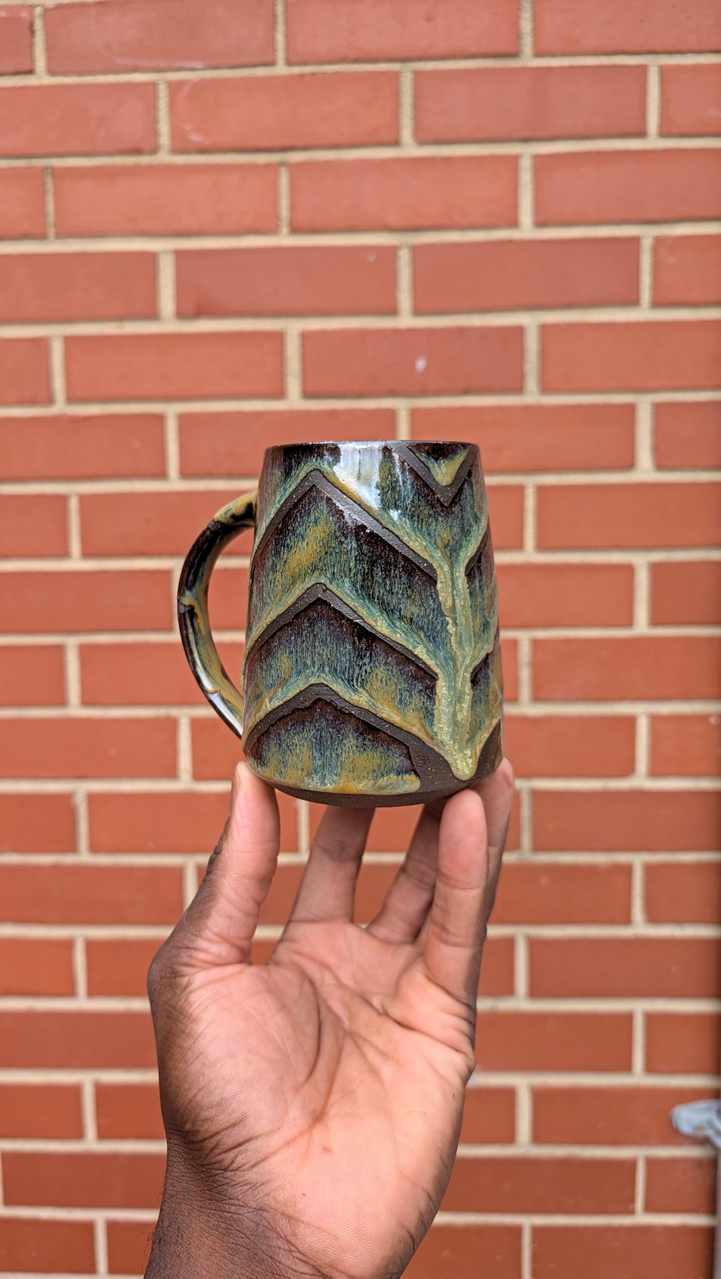 Medium Drippy Zig Zag Mug
