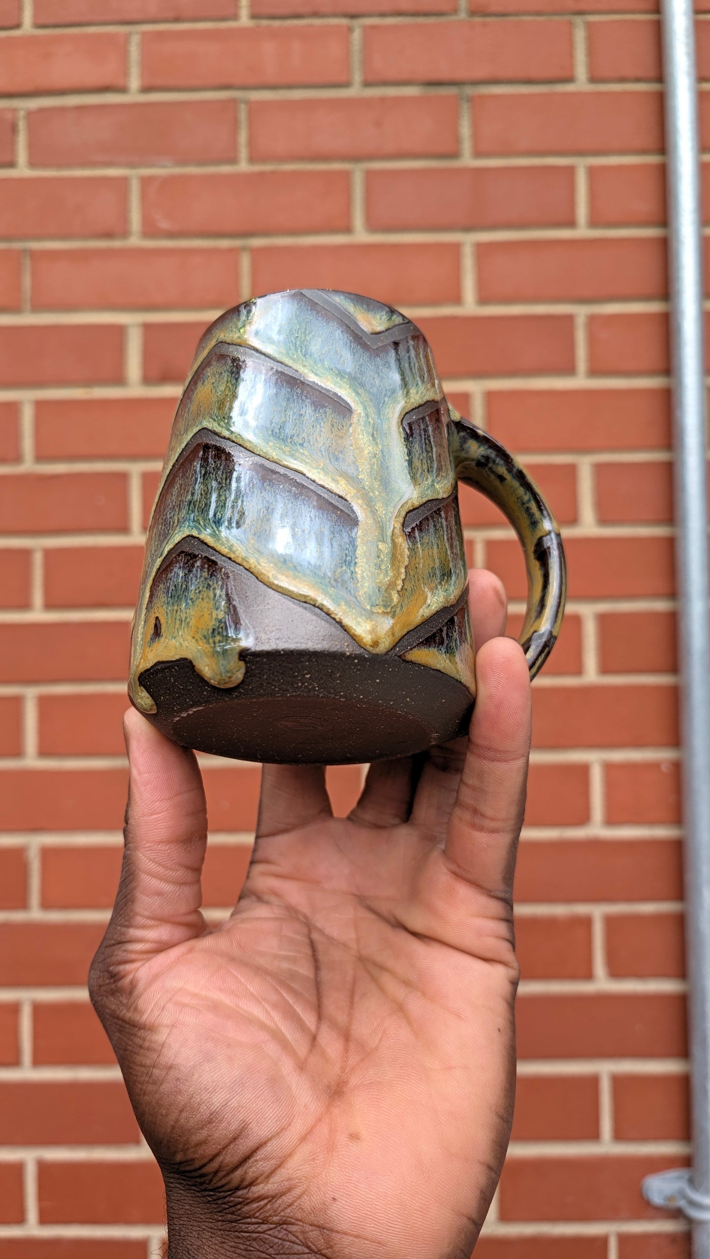 Medium Drippy Zig Zag Mug