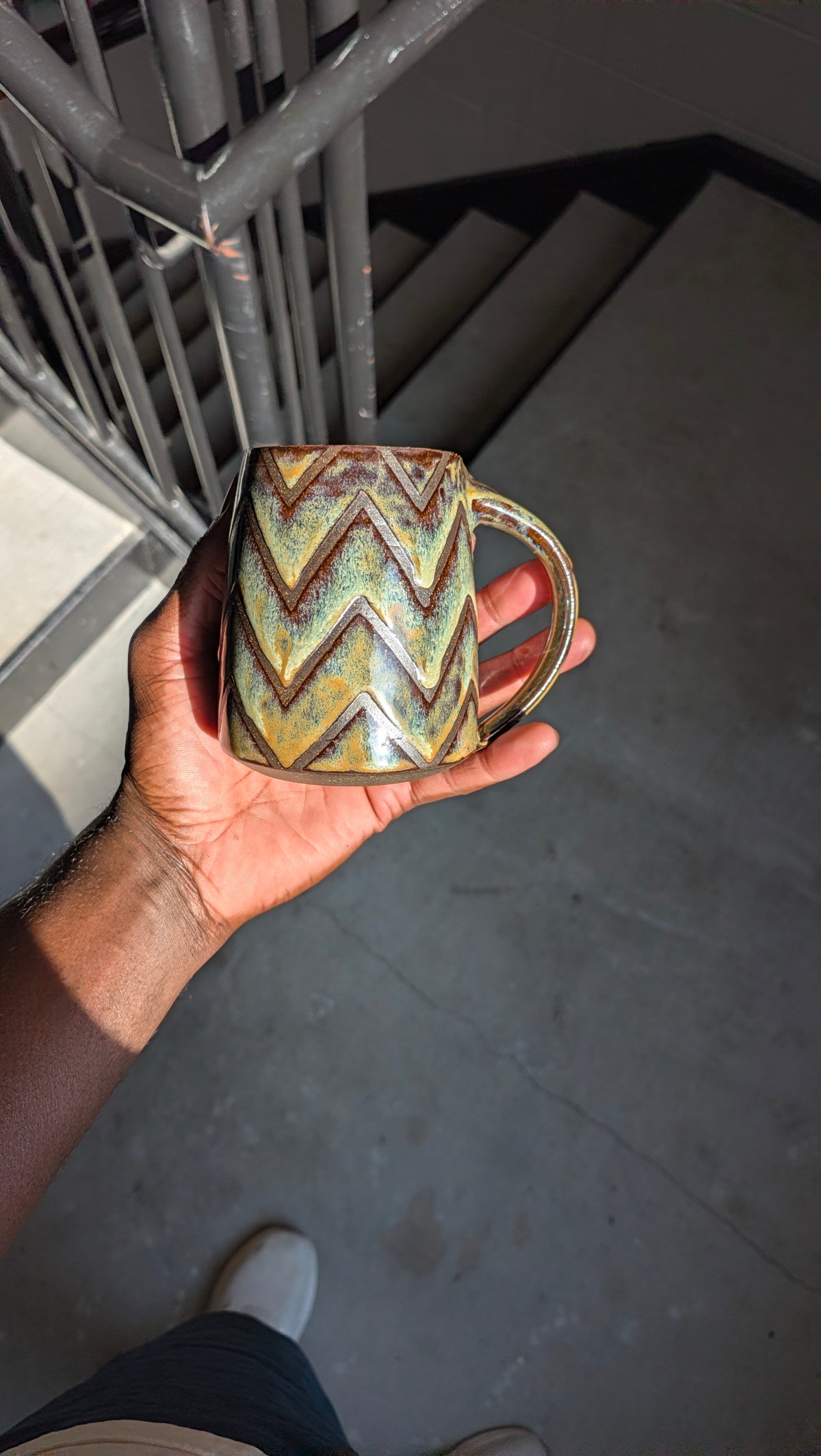 Medium Zig Zag Mug