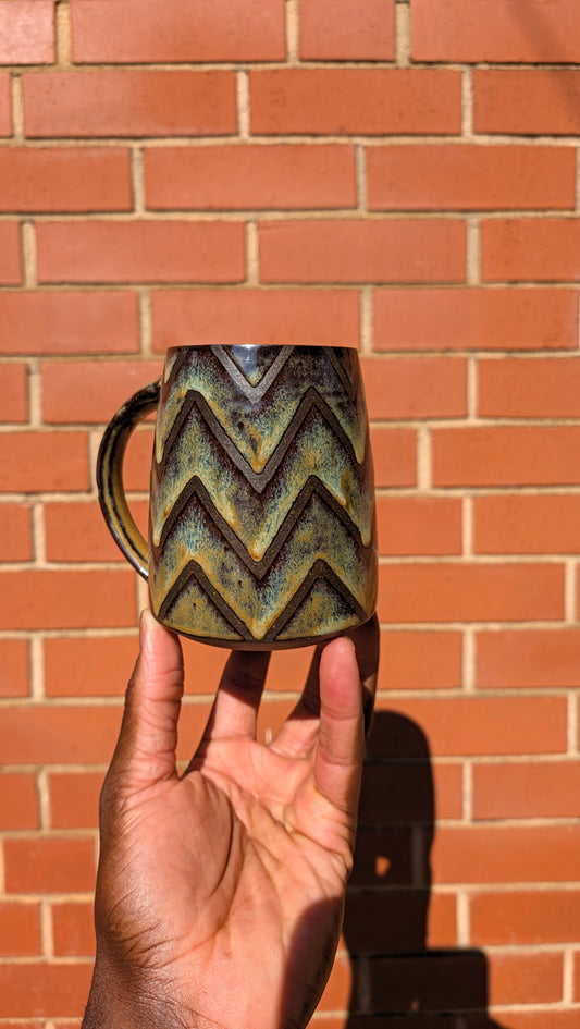 Medium Zig Zag Mug