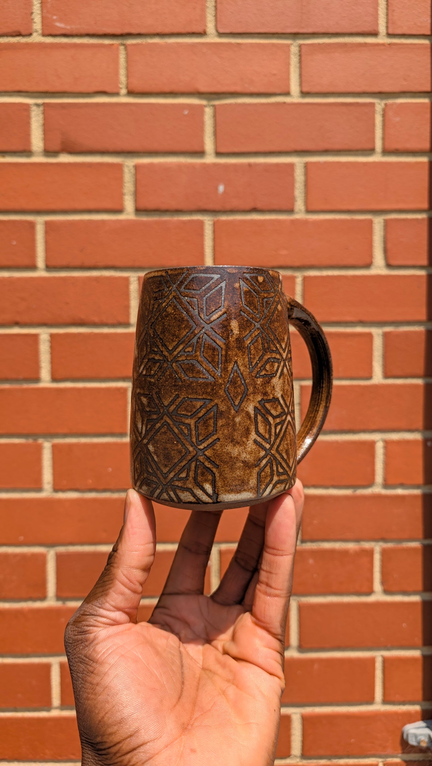 Large diamond pattern mug