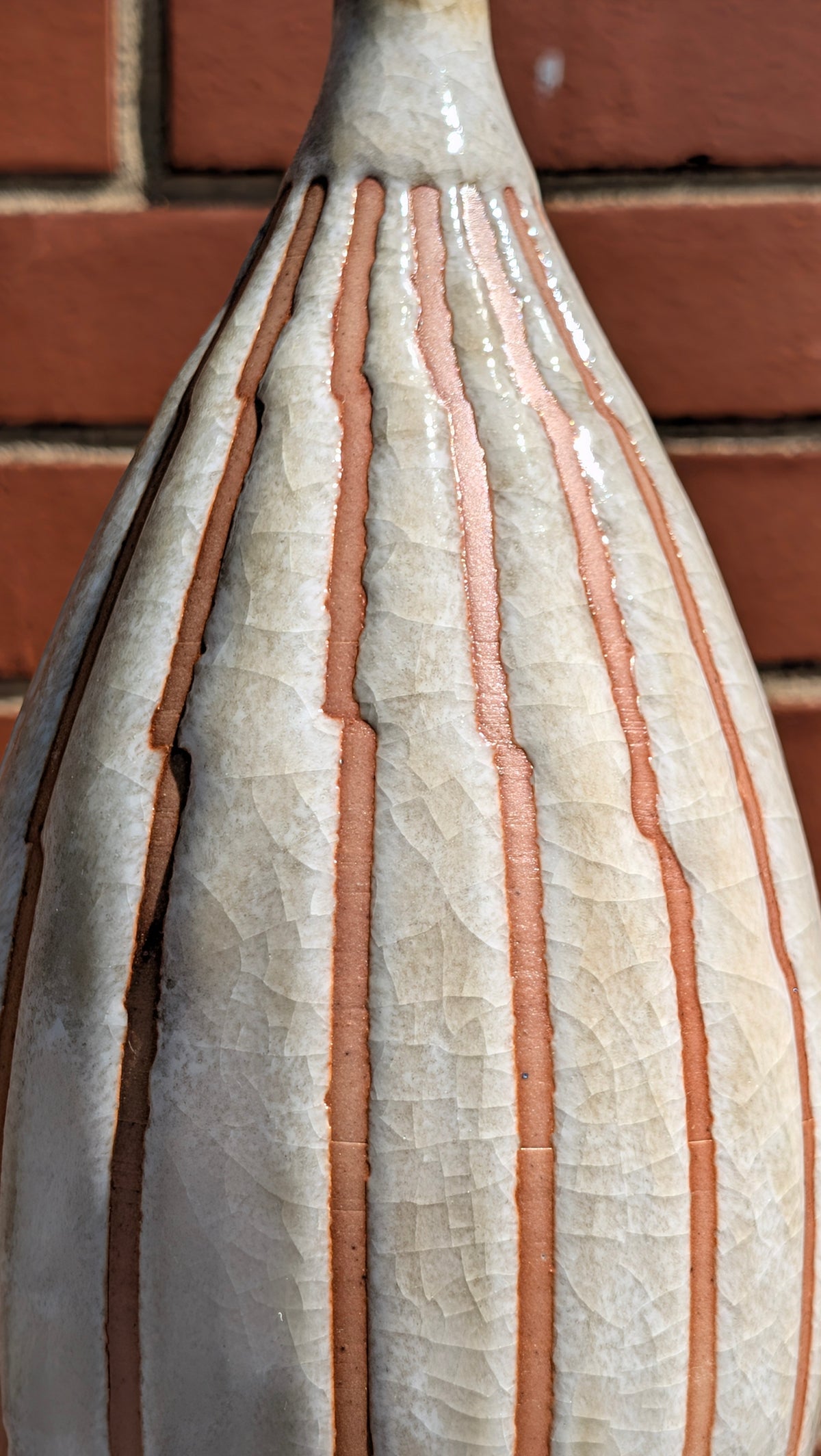 Line Shift Shino Vase