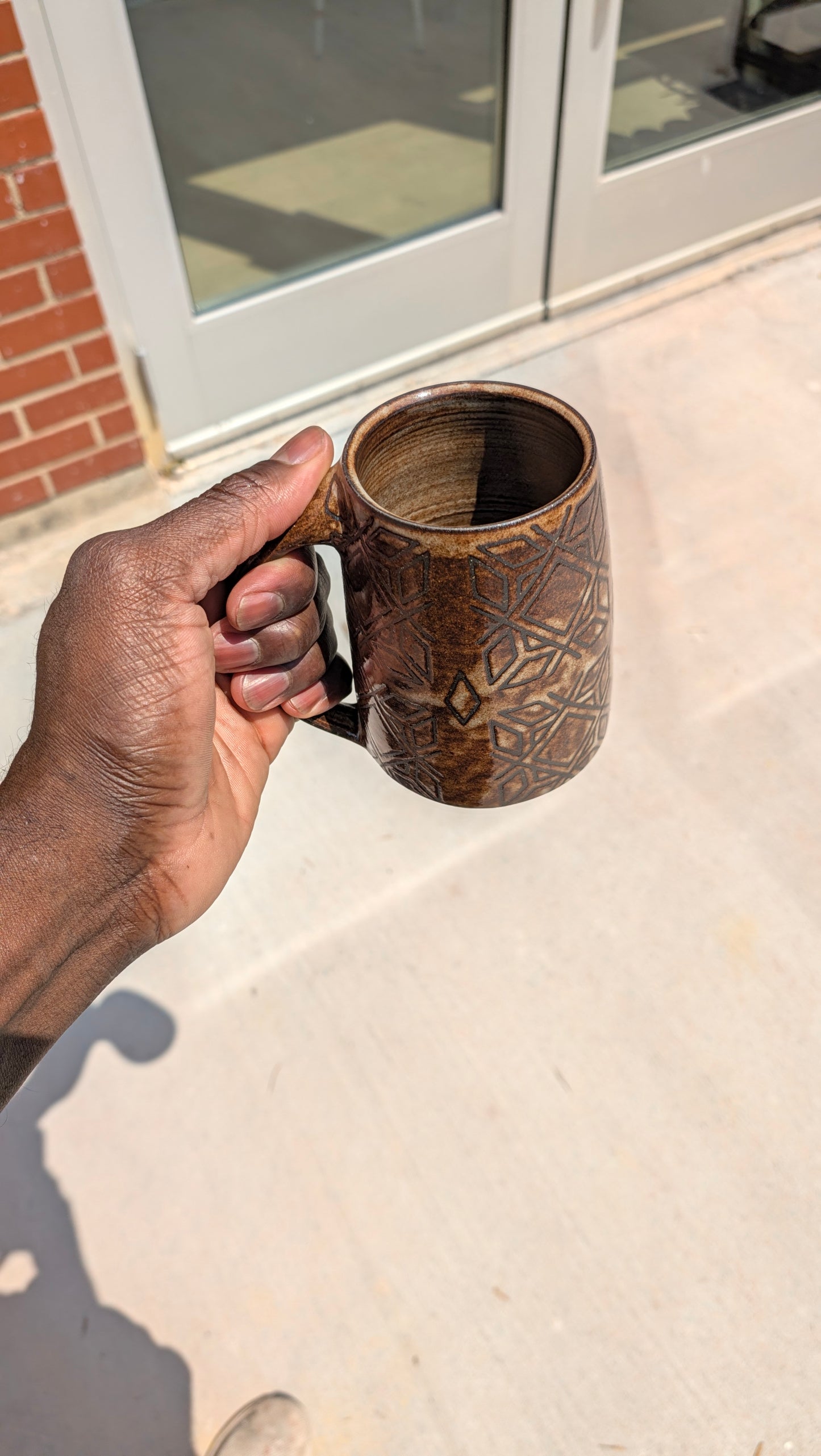 Large diamond pattern mug
