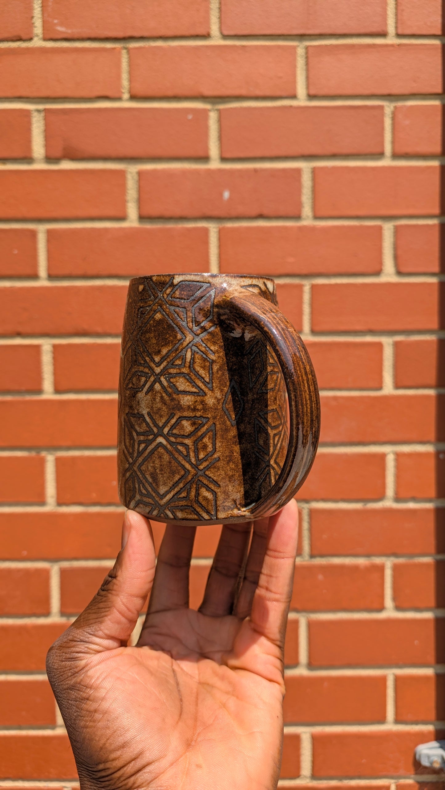 Large diamond pattern mug